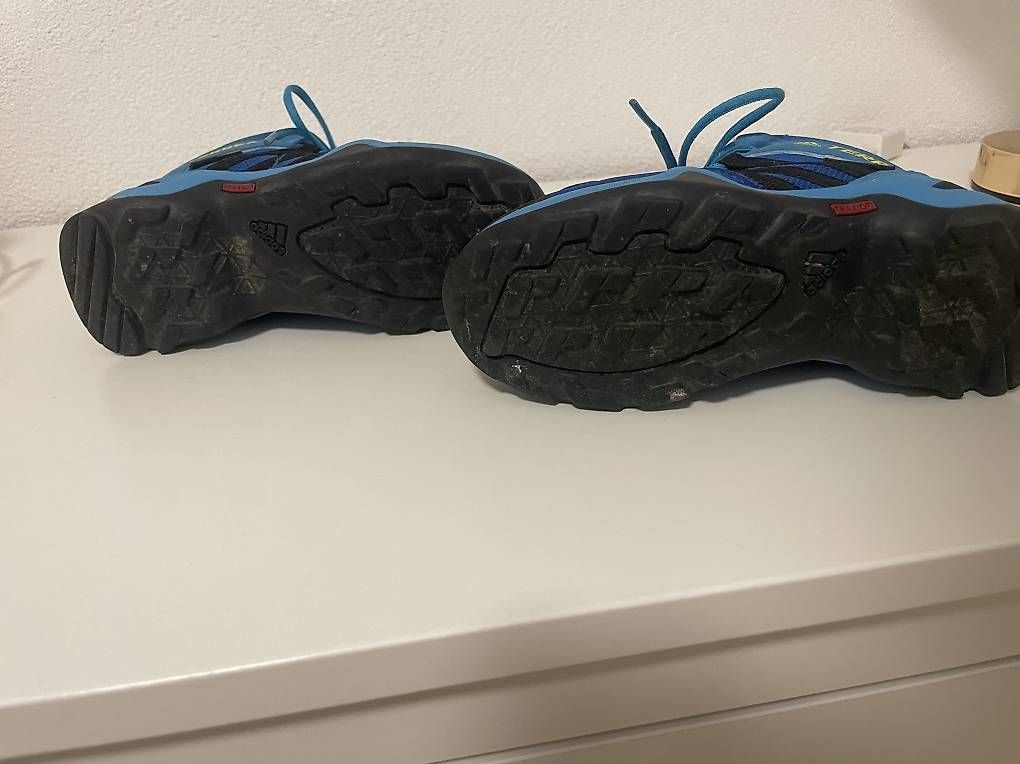 Adidas Scarpe per ragazzi: Adidas Terrex AX2R Mid CP Kinder-Wanderschuhe | Gr. 29 – Usato da Glis venduto da SabrinaXA 2