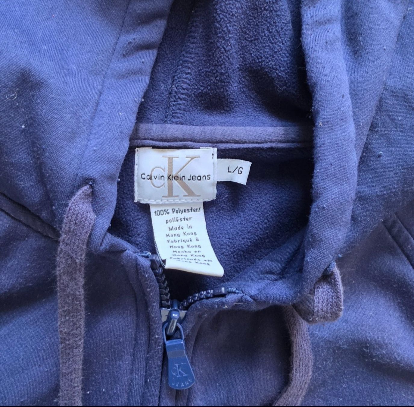 Calvin Klein Maglioni & Felpe: Kapuzenpullover Calvin Klein Jeans blau Grösse L – Usato da Bern venduto da TMYZ 1