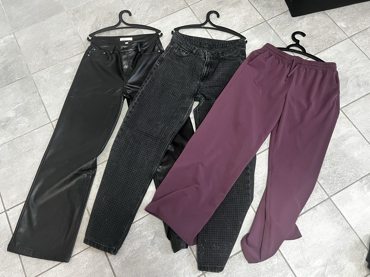Stradivarius Lotti di vestiti: lotto pantaloni eleganti – Usato da Pregassona venduto da beatricee0