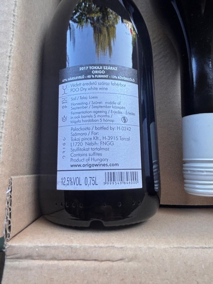 Vino: Vin blanc sec en cartons de 6 bouteilles.  – Nuovo e nell'imballaggio originale da Lausanne venduto da fra_dvj9 3