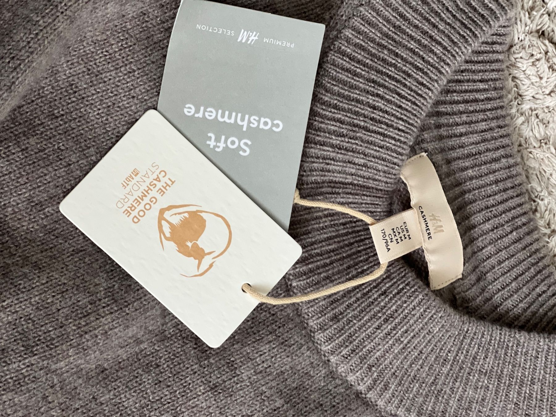 H&M Maglioni & Felpe: 100% Cashmere Sweater – Nuovo e nell'imballaggio originale da Baar venduto da Zlata1 5
