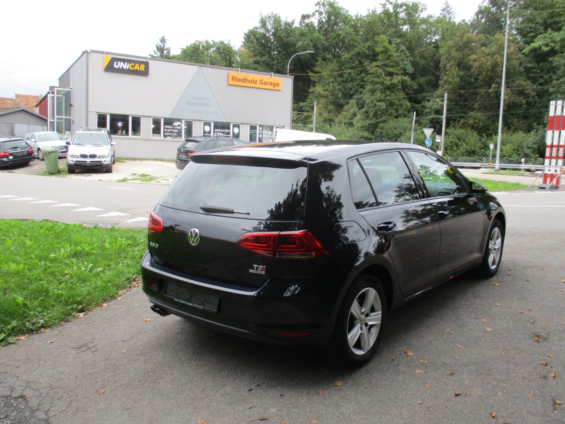 VW Automobili: VW Golf 7 DSG frisch ab MFK – Usato da Riedholz venduto da Riedholz-Garage 4