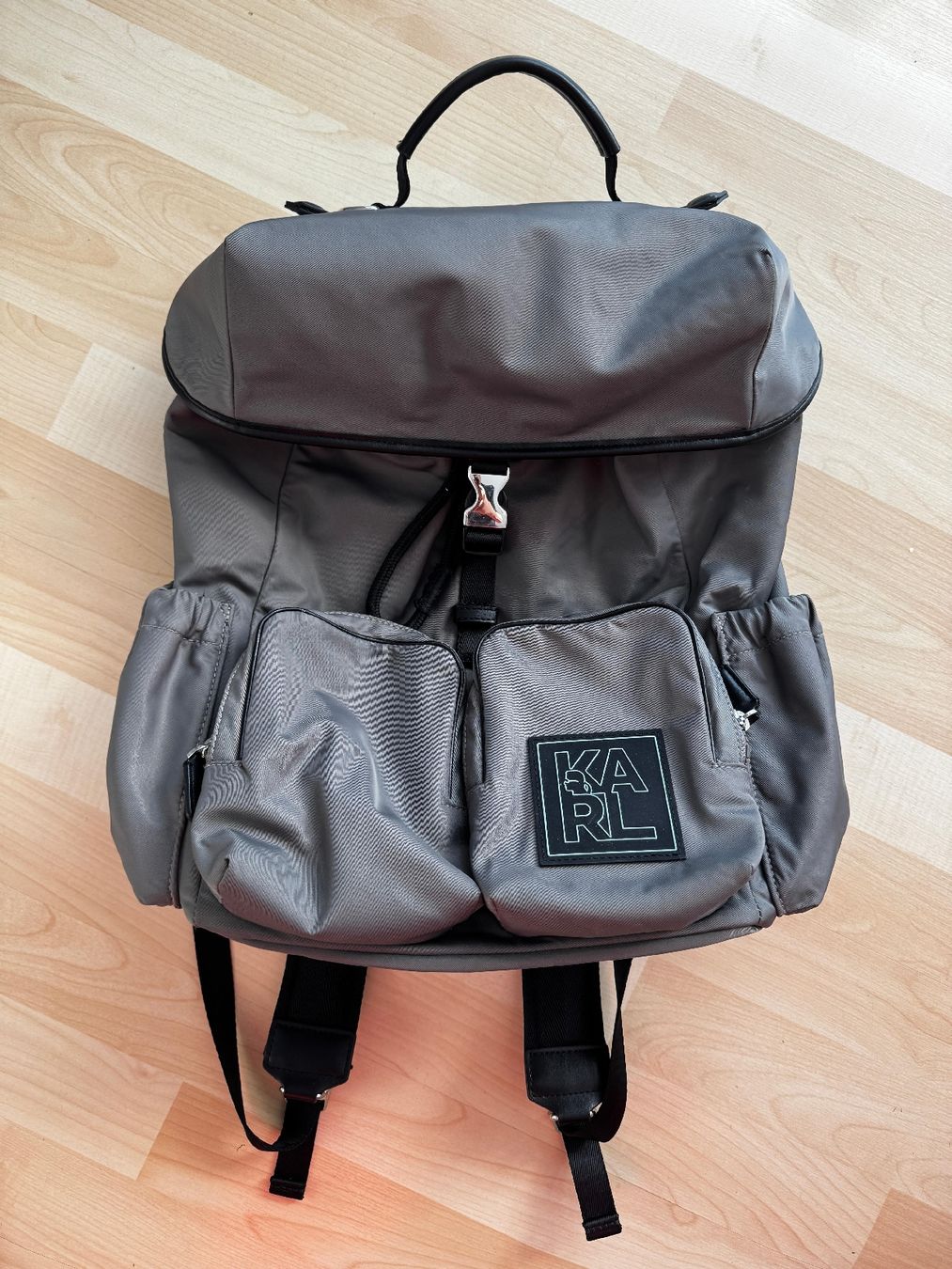 Karl Lagerfeld Zaini: Rucksack Karl Lagerfeld – Nuovo (secondo la descrizione) da Hüntwangen venduto da piggy13