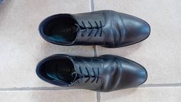 Chaussures basses noires 38