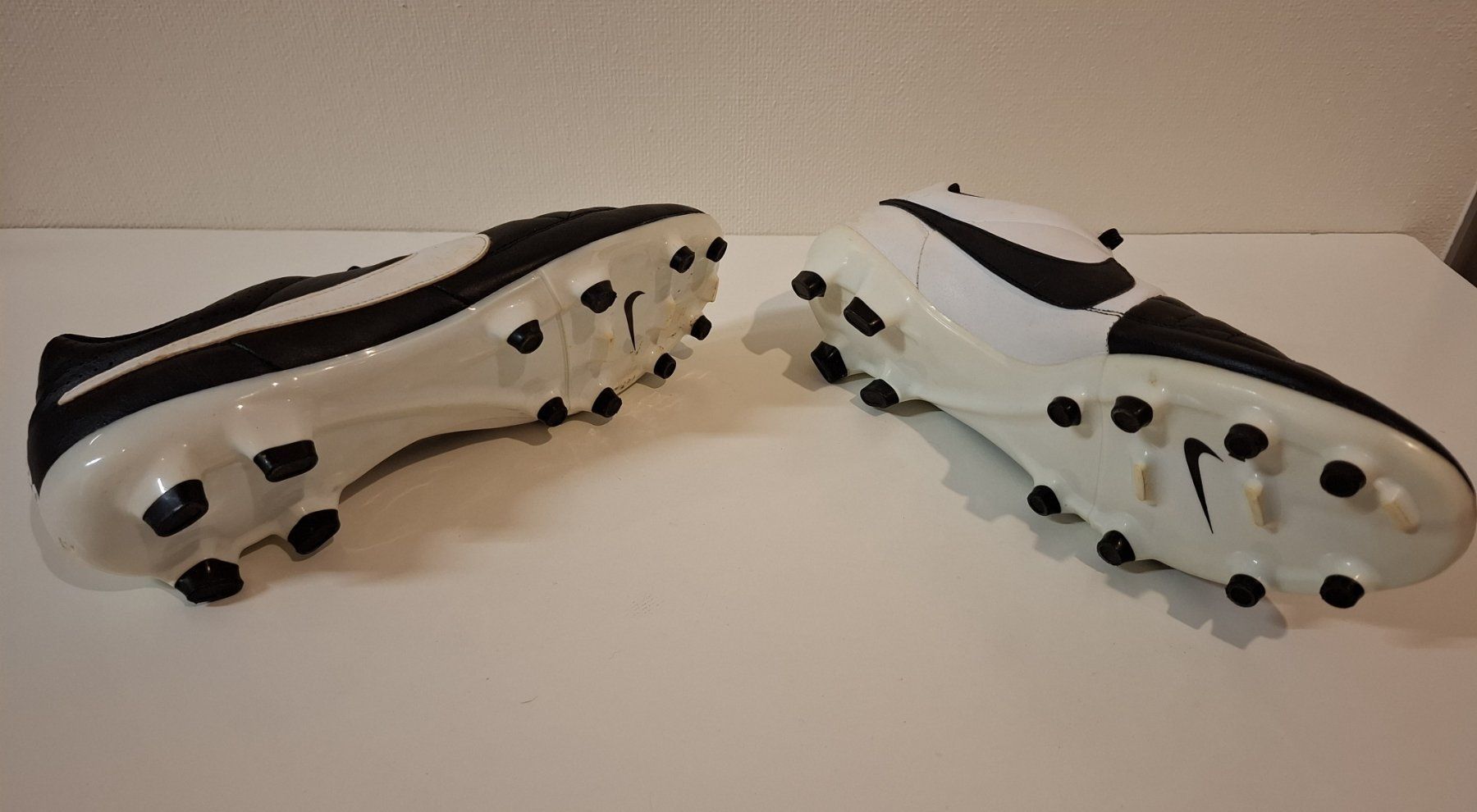 Nike Scarpe da uomo: Fussballschuhe NIKE (Gr. 44) – Usato da Bottmingen venduto da Tomena0214 4