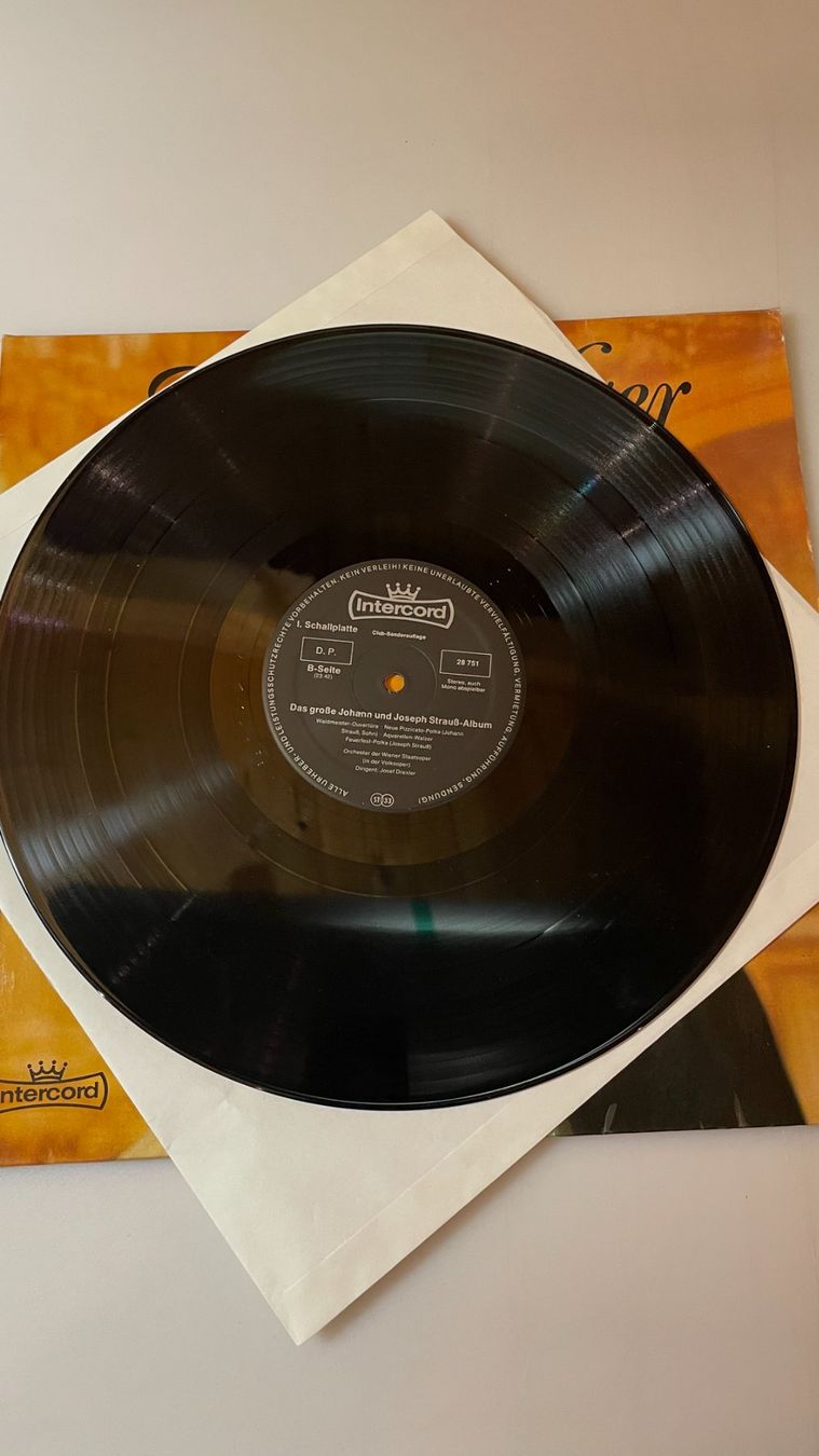 Schallplatten: Kaiserwalzer Schallplatte - Johann Strauss - 2 Schallplatten – Gebraucht aus Glattfelden von flomiking 5