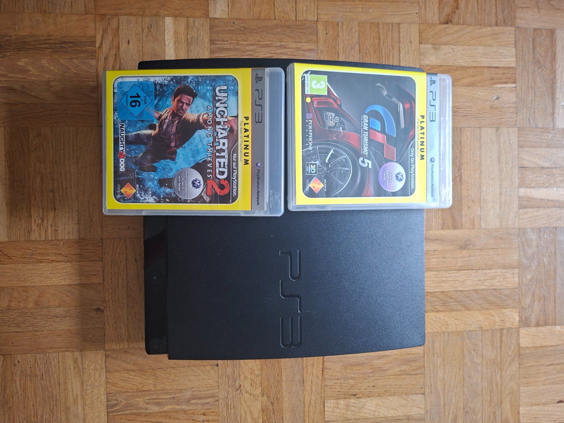 Sony Console: PlayStation 3 Slim avec jeux – Usato da Meyrin venduto da 7pa_9gtf