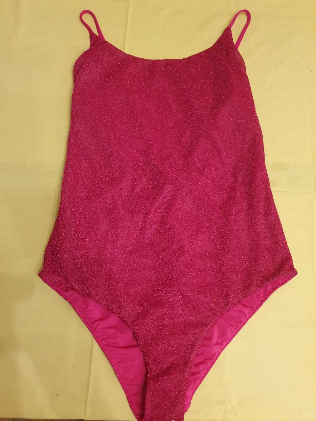 Costumi da bagno & Bikini: Badeanzug rot mit Glitzer Gr.L NEU – Nuovo e nell'imballaggio originale da Kloten venduto da Hektor44