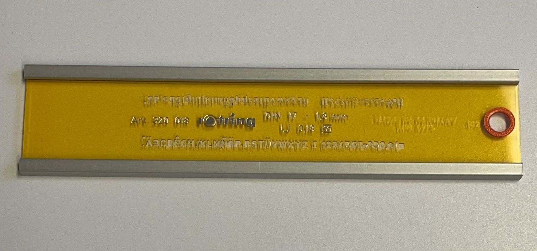 Rotring Schablonen: Rotring transparente Buchstabenschablone 1.8 mm in OVP – Neu und originalverpackt aus Baar von bricksandmore 2