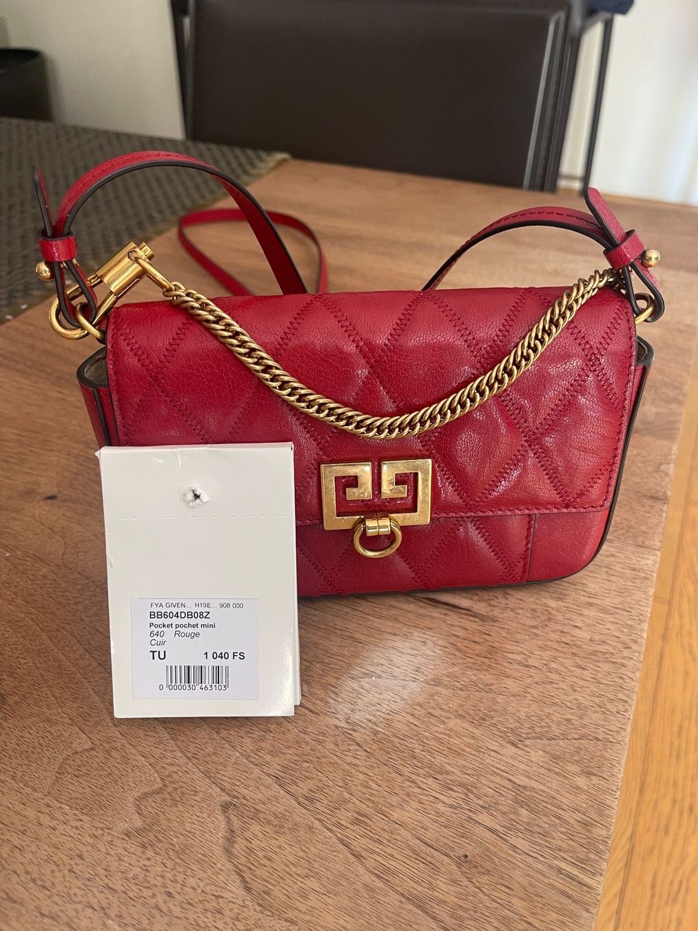 Givenchy Borse da donna: Sac Givenchy rouge NEUF – Nuovo (secondo la descrizione) da Gy venduto da coucouval