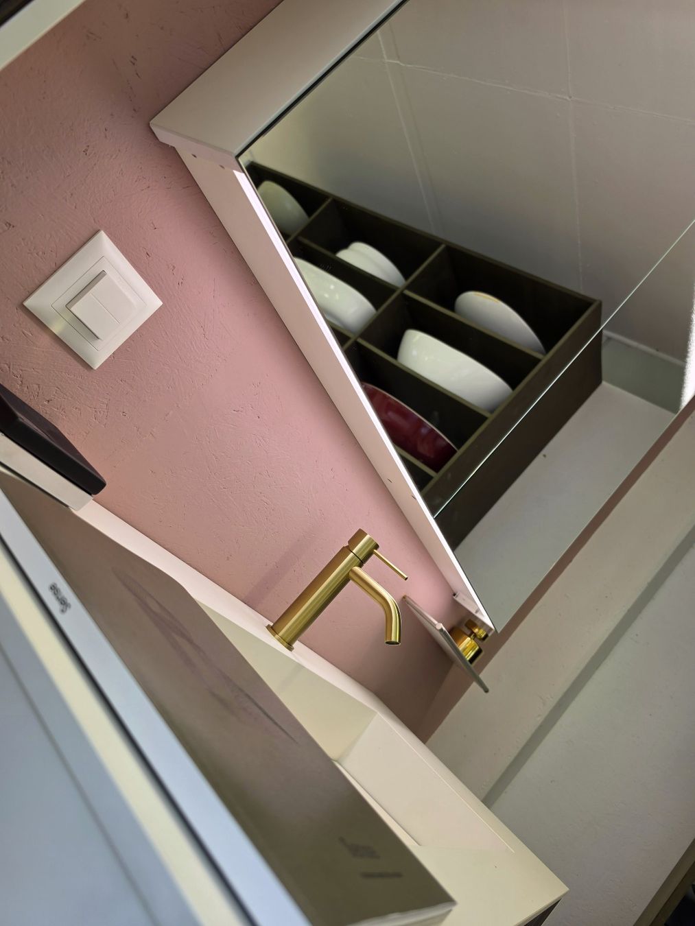 Armoires miroirs: Spiegelschrank Sidler Gradient LED Listenpreis CHF 3302.- – Neuf (Voir description) à Dintikon par mom_bjq6 1