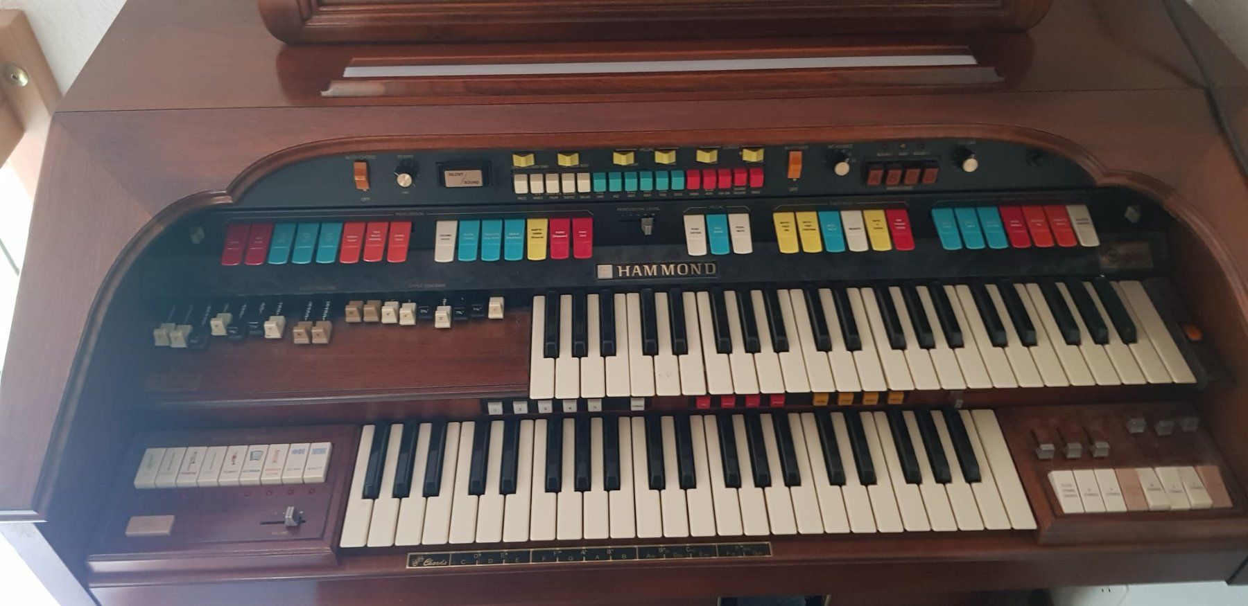 Strumenti musicali: Orginal Hammond Orgel – Difettoso da Meiringen venduto da Vwja75 5