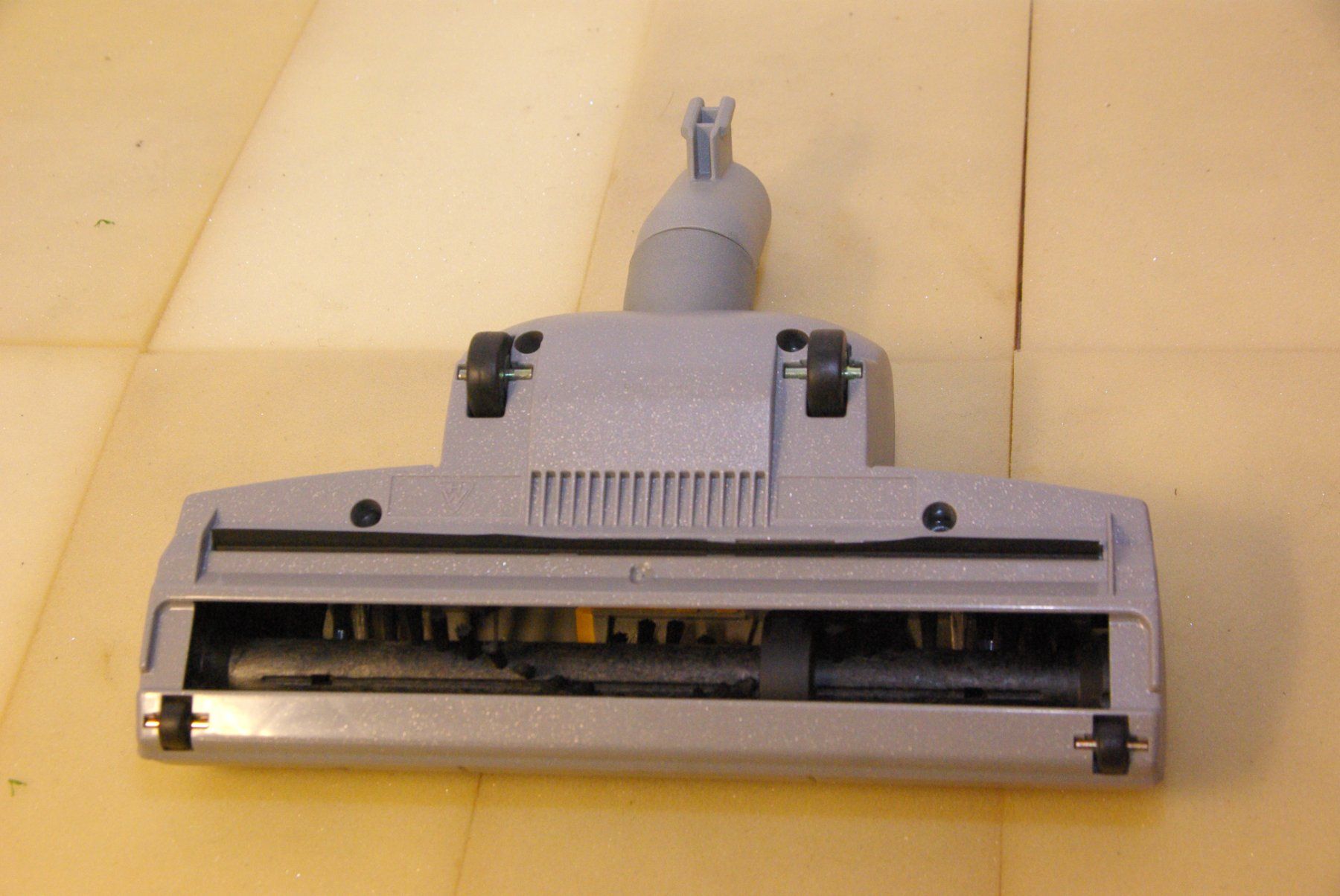 Dyson Staubsauger & Zubehör: Dyson Bodenreinigungsdüse, grau – Neu (gemäss Beschreibung) aus Herisau von Cevianer1844 3