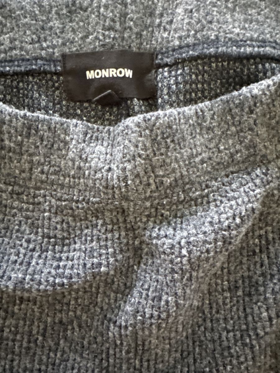 Pantalons: Monrow-Hose, neuwertig, blau – Neuf (Voir description) à Zürich par ele_nwb7