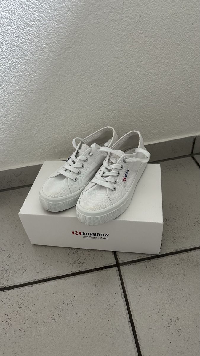 Superga Scarpe da donna: Superga Schuhe 36 – Usato da Dübendorf venduto da mar_66lx