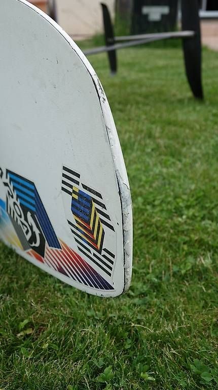 Aquilone: kitefoil setup complet planche et foil carbone – Usato da montreux venduto da Alexwagner 4