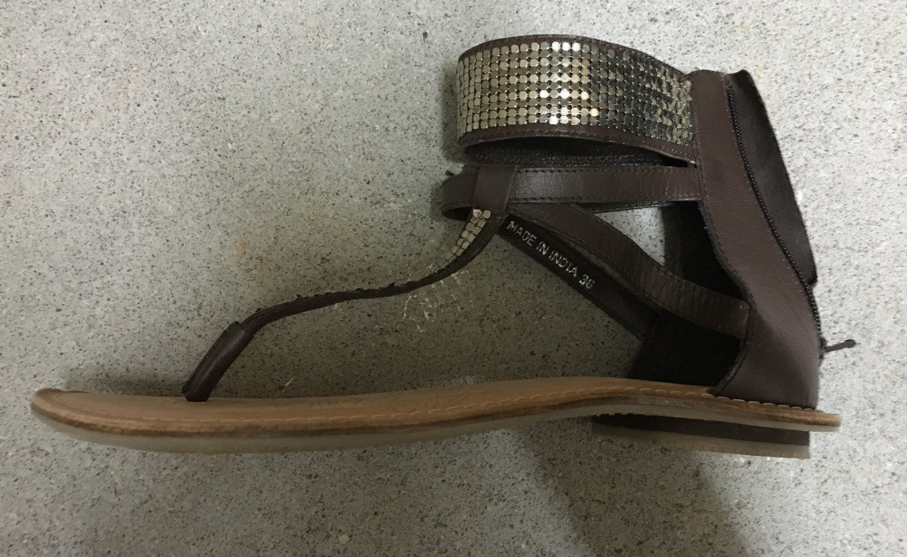 Damenschuhe: Neue Sisley Ledersandalen Grösse 36 – Neu (gemäss Beschreibung) aus Winkel von Flyhy2020 2