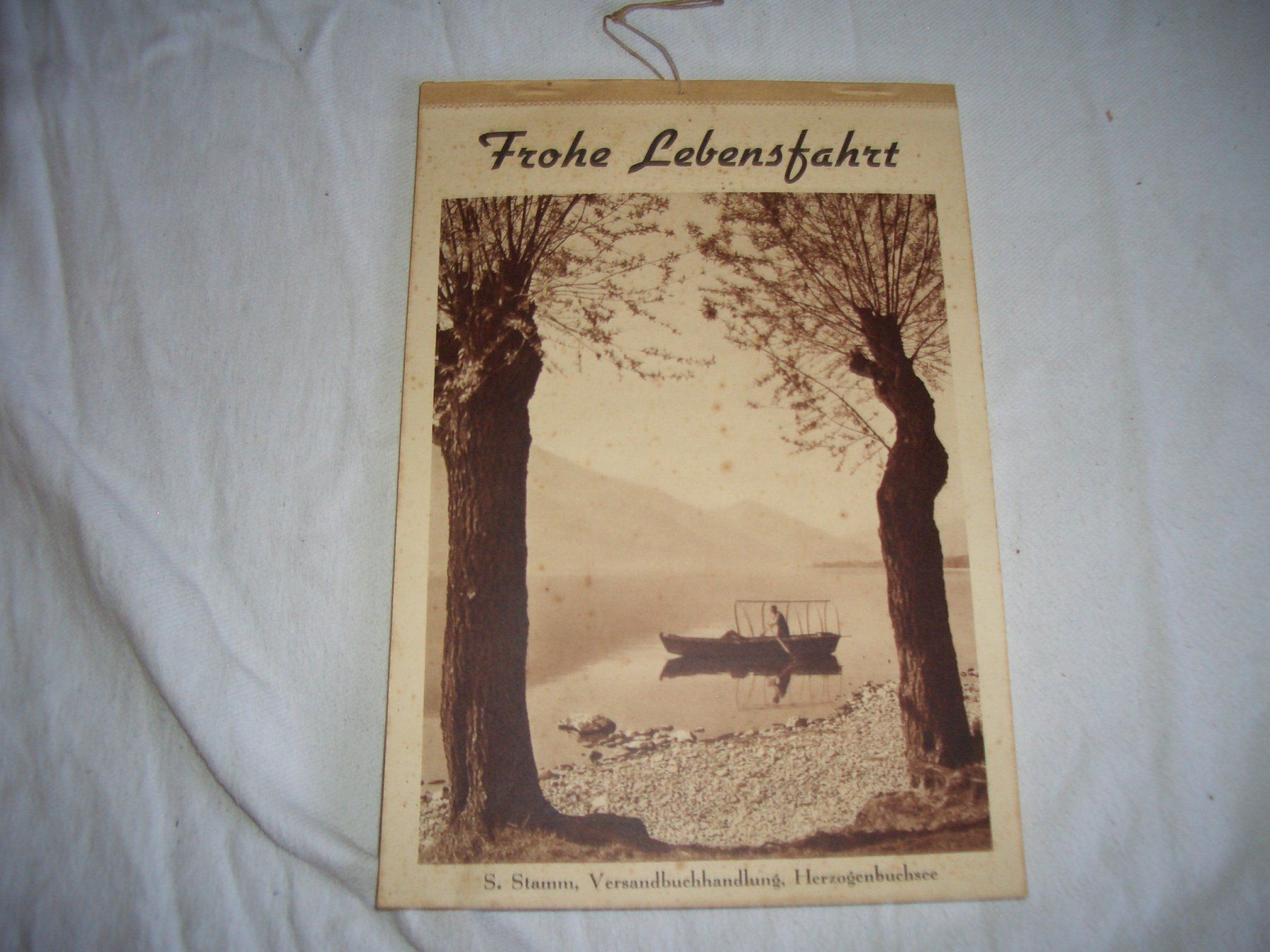 Kalender: Antiker Kalender von 1950 mit Postkarten – Gebraucht aus Präz von Eroberto