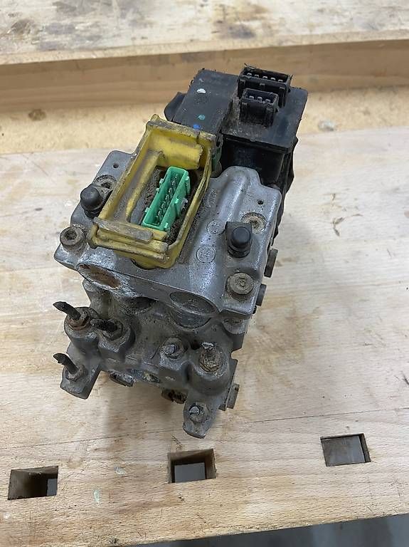 Pompe & Parti di ricambio: ABS Hydraulik Pumpe – Usato da Oberuzwil venduto da Schlirg0815 2