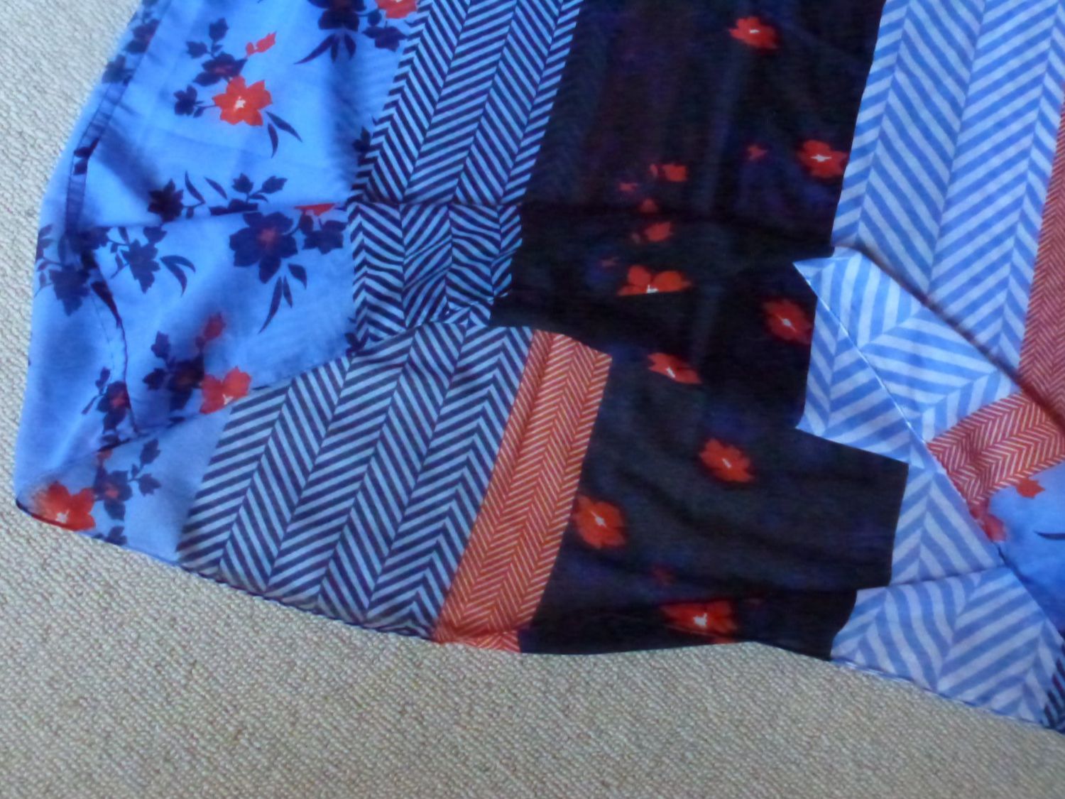 Tom Tailor Foulard & Sciarpe: Loop - Tom Tailor - One Size - 90 x 170 cm – Nuovo (secondo la descrizione) da Mühlrüti venduto da Dadadachs 2