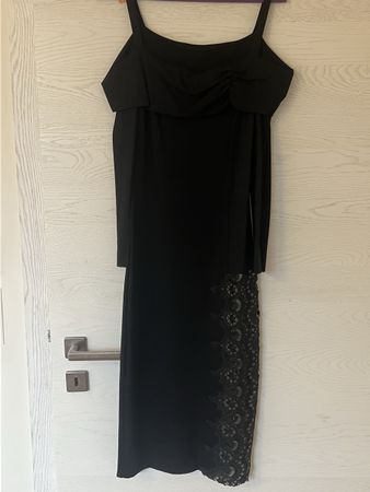 Chic Black Midi Dress - Lace Details, Perfect Condition!