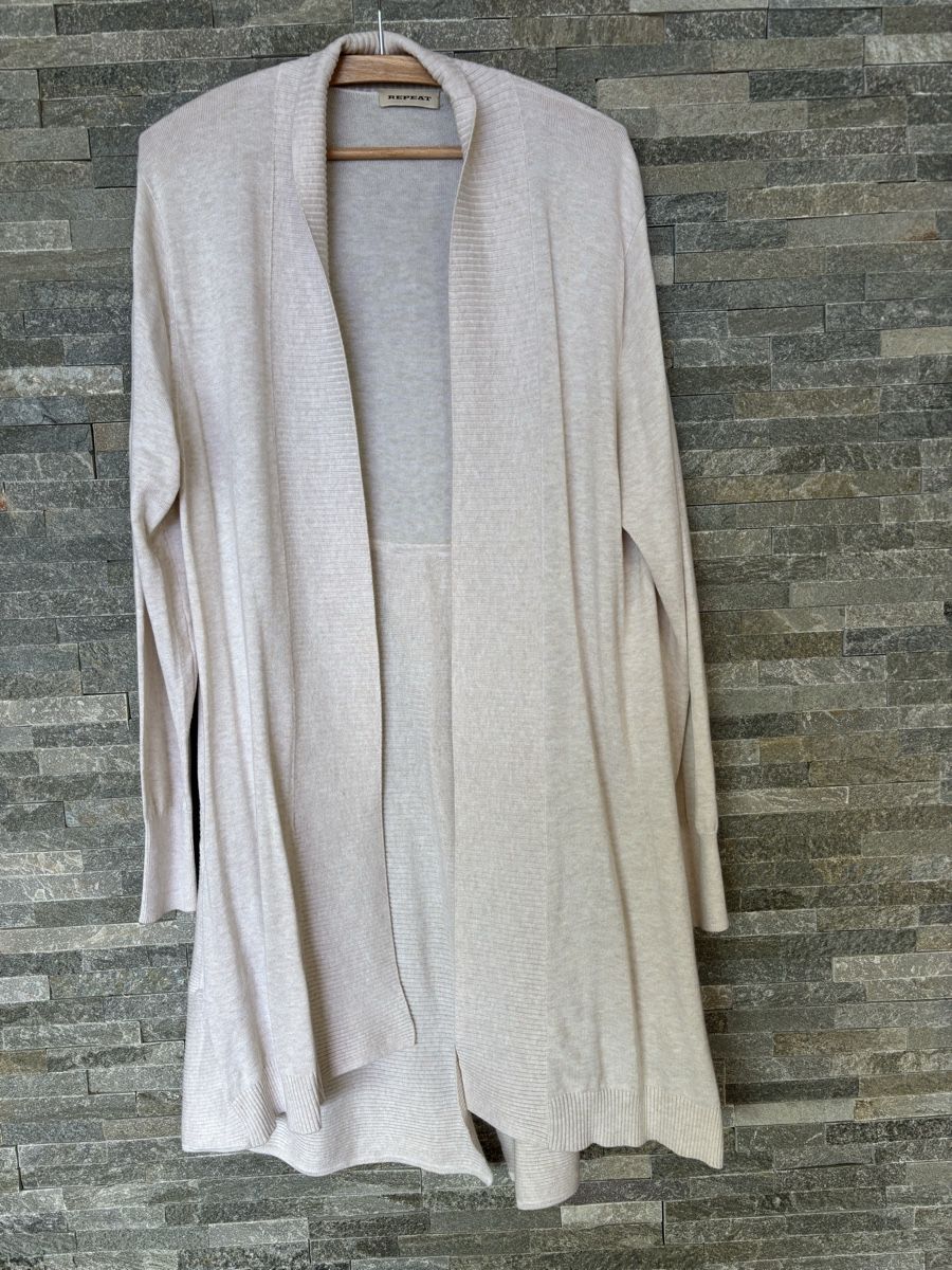 Repeat Vestes: REPEAT - Long Cardigan Beige - 42 – D'occasion à Chardonne par teenyweeny