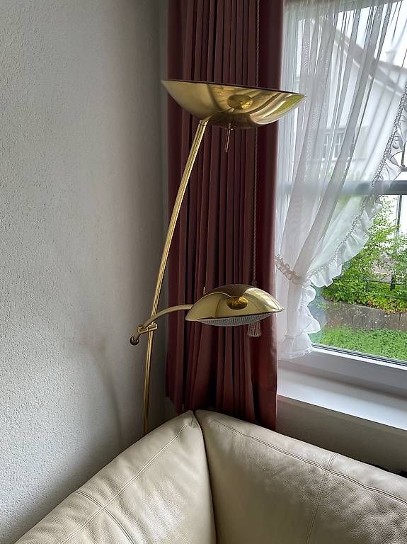 Lampade: Ständerlampe / Stehlampe – Usato da Gelterkinden venduto da RemoViscardi