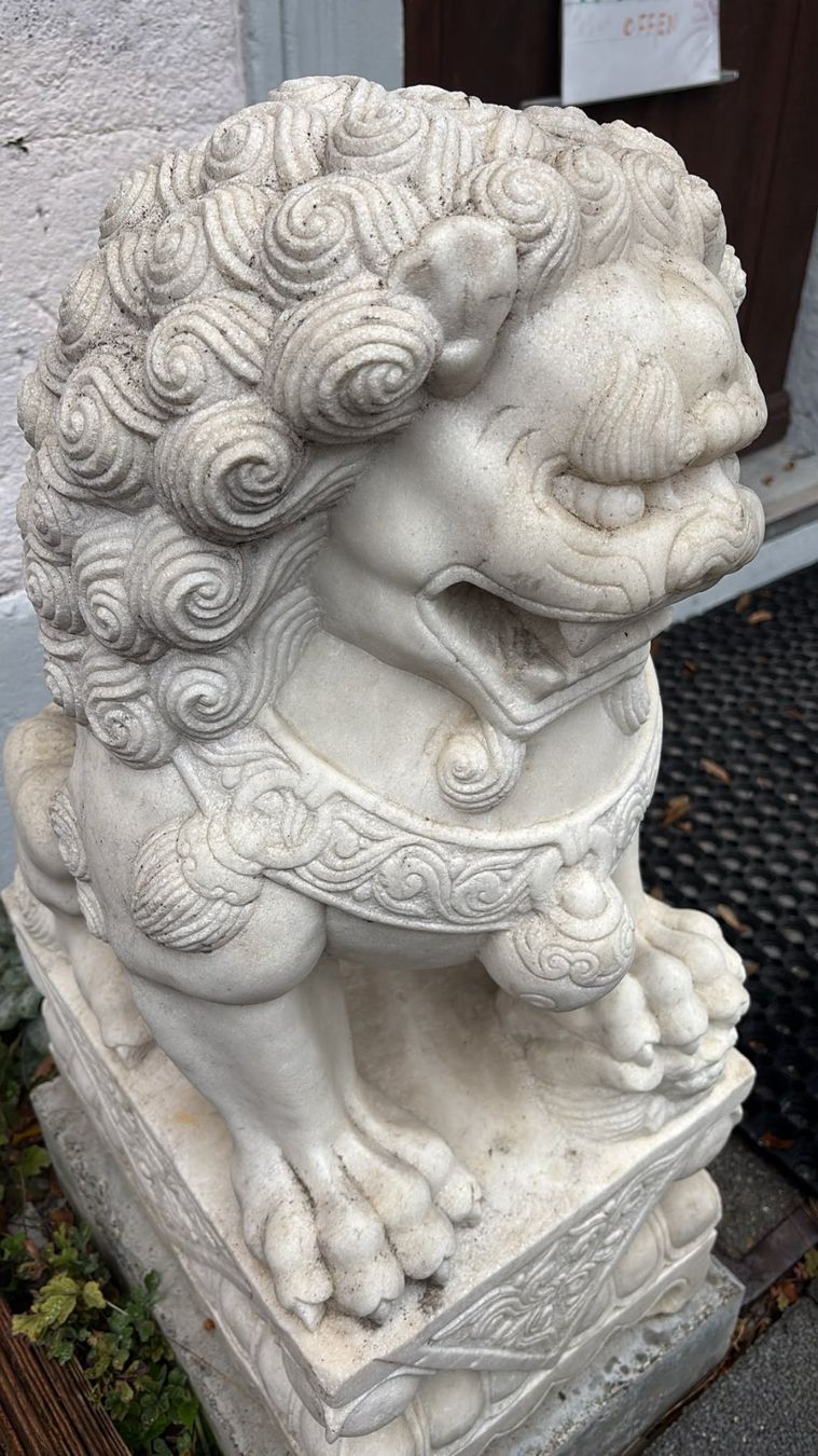 Skulpturen & Statuen: Asiatischer Wächterlöwe Steinfigur für Garten oder Eingang – Gebraucht aus Zürich von Korhal 2