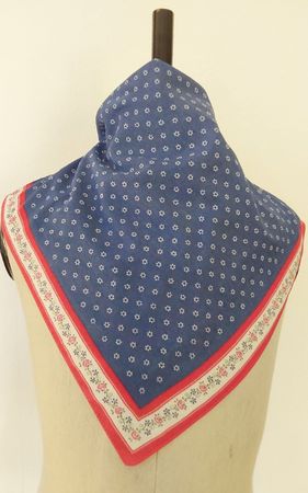 Baumwolltuch quadratisch blau und rot