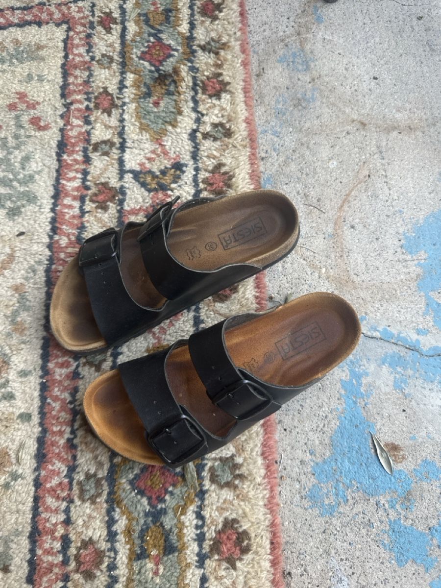 Damenschuhe: Sandale – Gebraucht aus Basel von kgo_k7fq