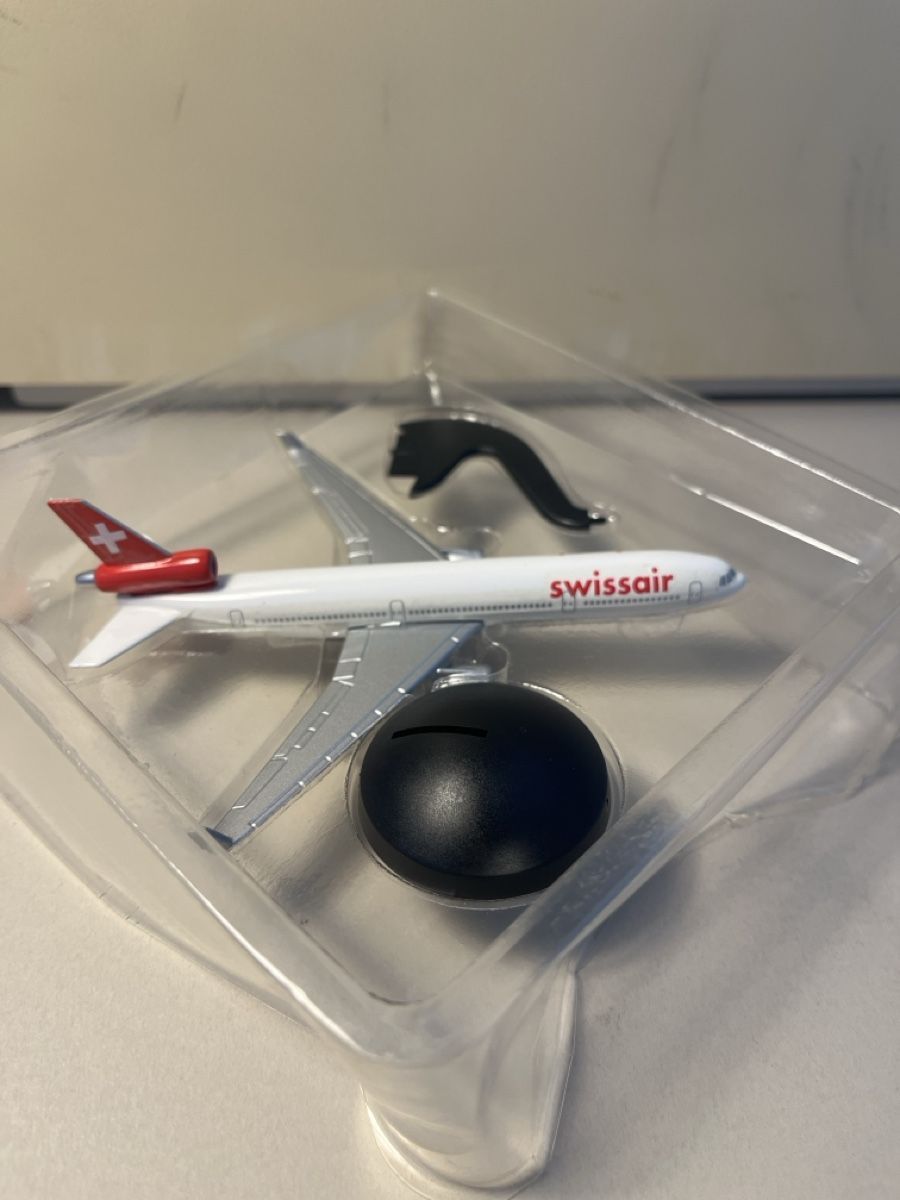 Swissair Kit di modellismo & Modellini statici: Flugzeugmodell Swissair MD-11 – Nuovo (secondo la descrizione) da Zürich venduto da du_bois 3