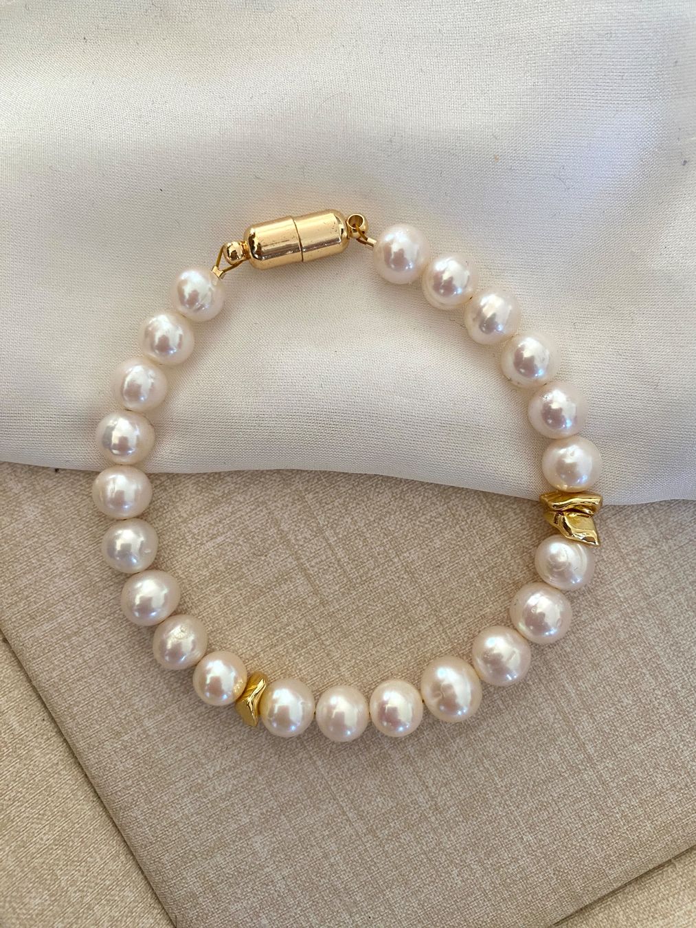 Bracciali & Braccialetti: Süsswasserperlen Armbänder echte – Nuovo e nell'imballaggio originale da Sarnen venduto da catnini