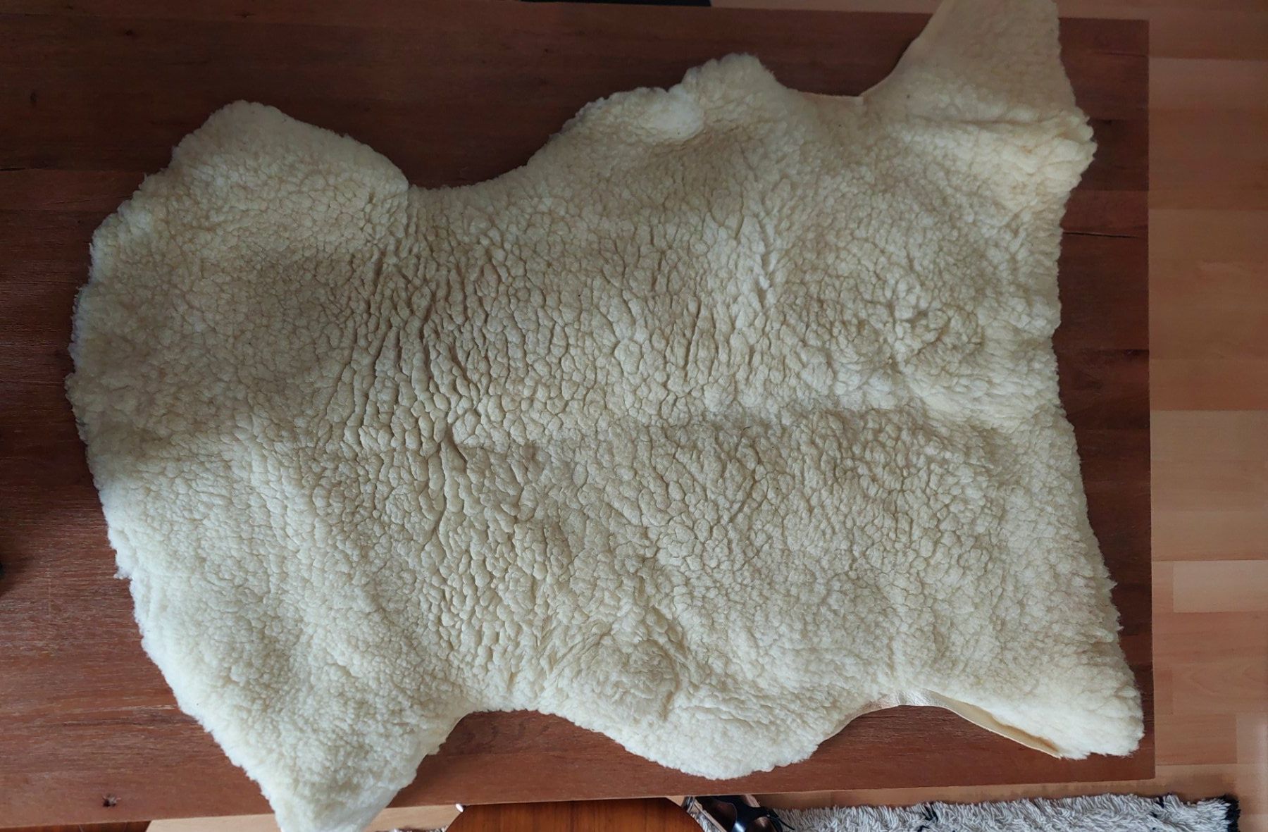 Coperte: Echtes Schaffell – Usato da Zürich venduto da vje_dnp9