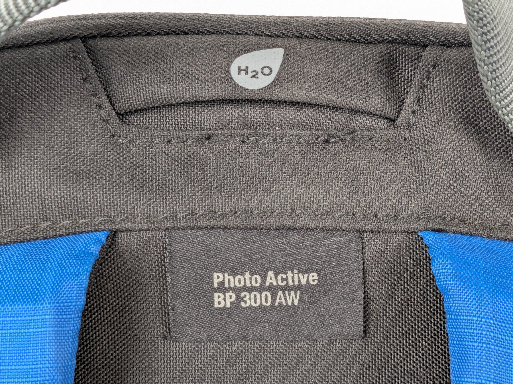 Lowepro Zaini: LOWEPRO Kamerarucksack BP 300AW – Nuovo (secondo la descrizione) da Dintikon venduto da Restwert_Dintikon 7