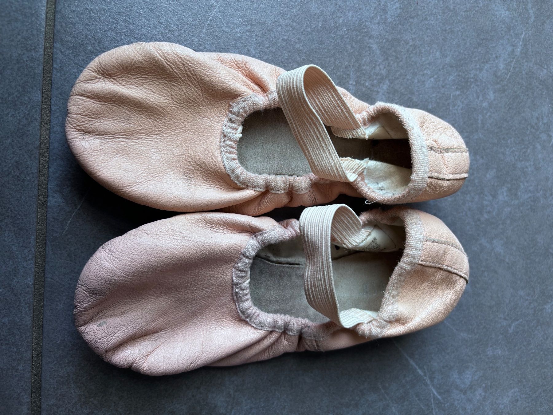 Schuhe für Jungen: Ballettschuhe Bloch Leder Gr. 32 – Gebraucht aus Herzogenbuchsee von MoLa85