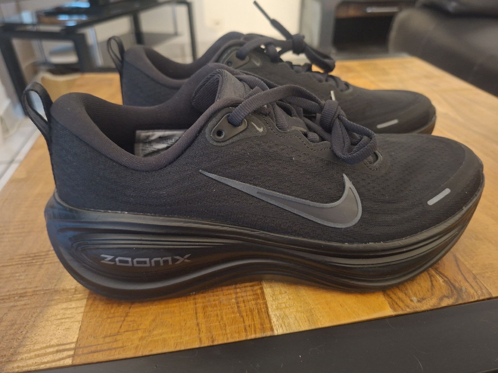 Nike Herrenschuhe: Nike Vomero Plus – Neu (gemäss Beschreibung) aus Roveredo GR von Anna3007