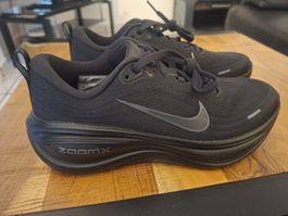 Nike Vomero Plus