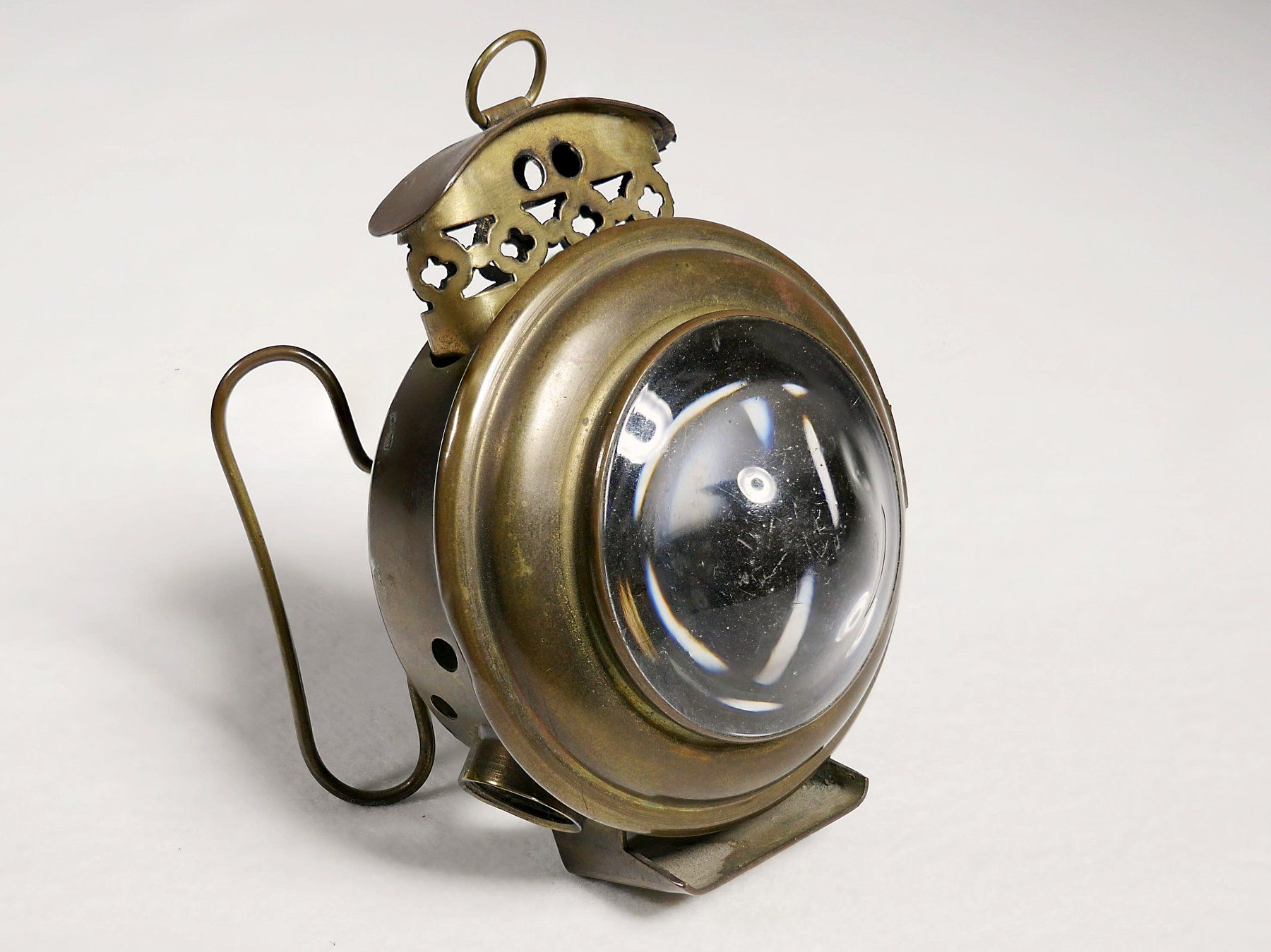 Lampade: Antike Hand - Fahrad - Lampe – Usato da Allschwil venduto da Grampol 2