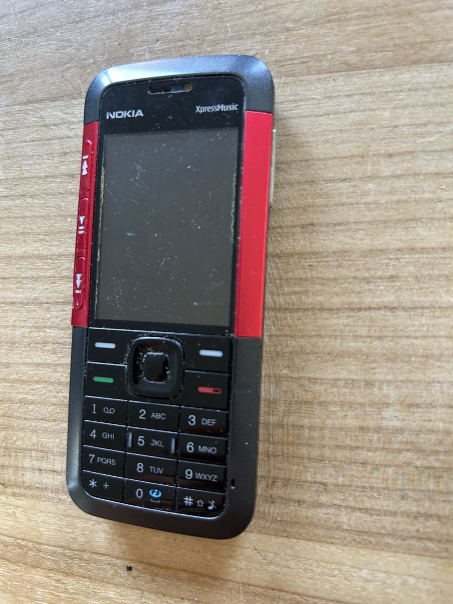 Nokia Portables: Nokia 5310 XpressMusic und 3100  – D'occasion à Gais par milou091 1