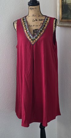 Rotes Sommerkleid mit Stickerei, Grösse  XL, Neu