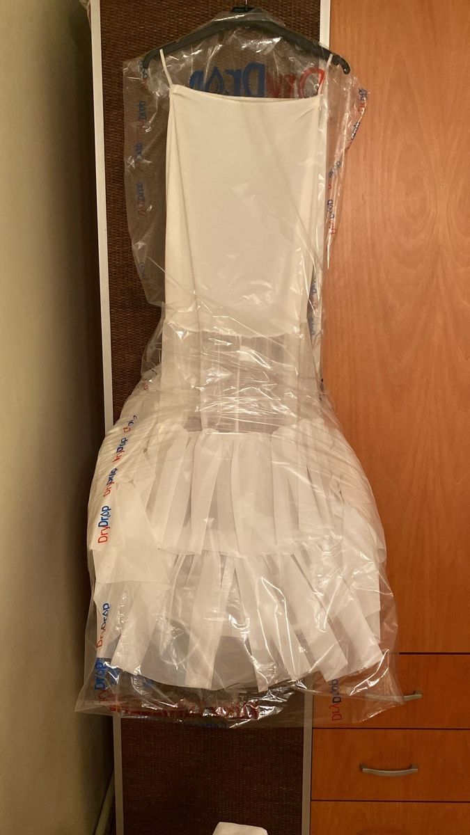 Pronovias Vestiti: Pronovias Brautkleid – Nuovo (secondo la descrizione) da Allschwil venduto da eyl_bb8q 8