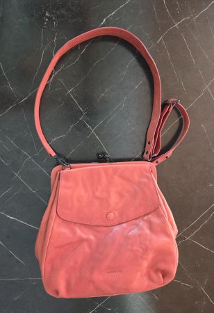 Damen Handtasche Leder von aunts & uncles Corallfarbig