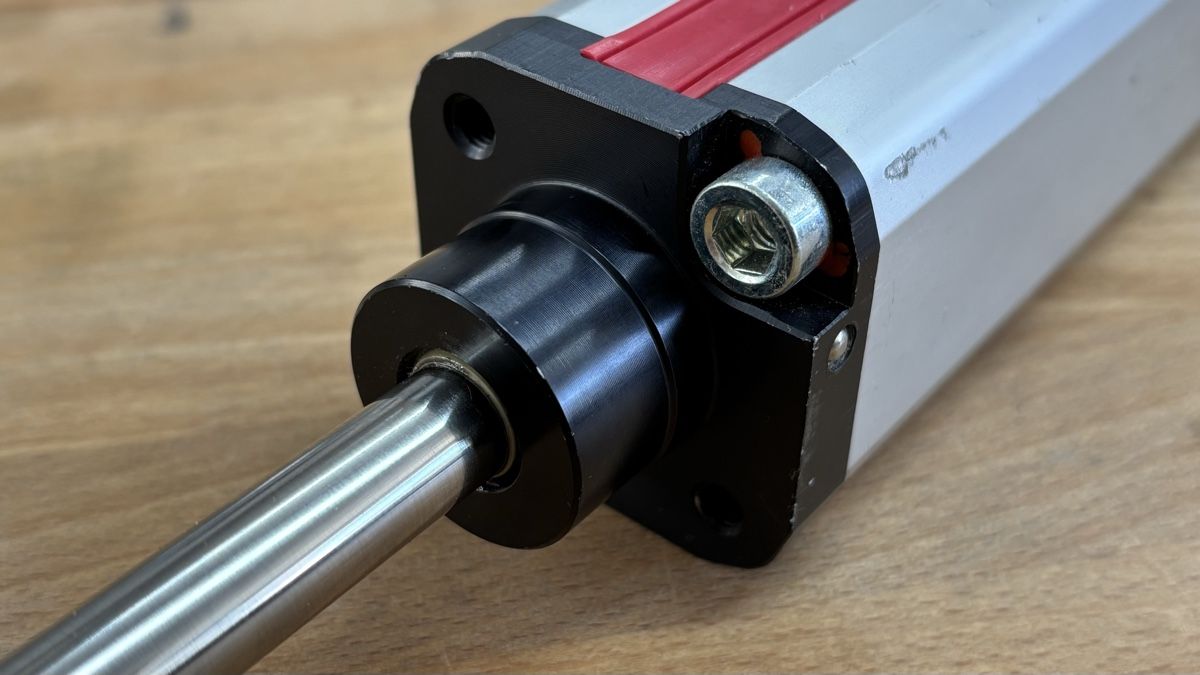 Altri prodotti elettronici: Pneumatikzylinder Norgren – Usato da Aeschi b. Spiez venduto da zungu71 3