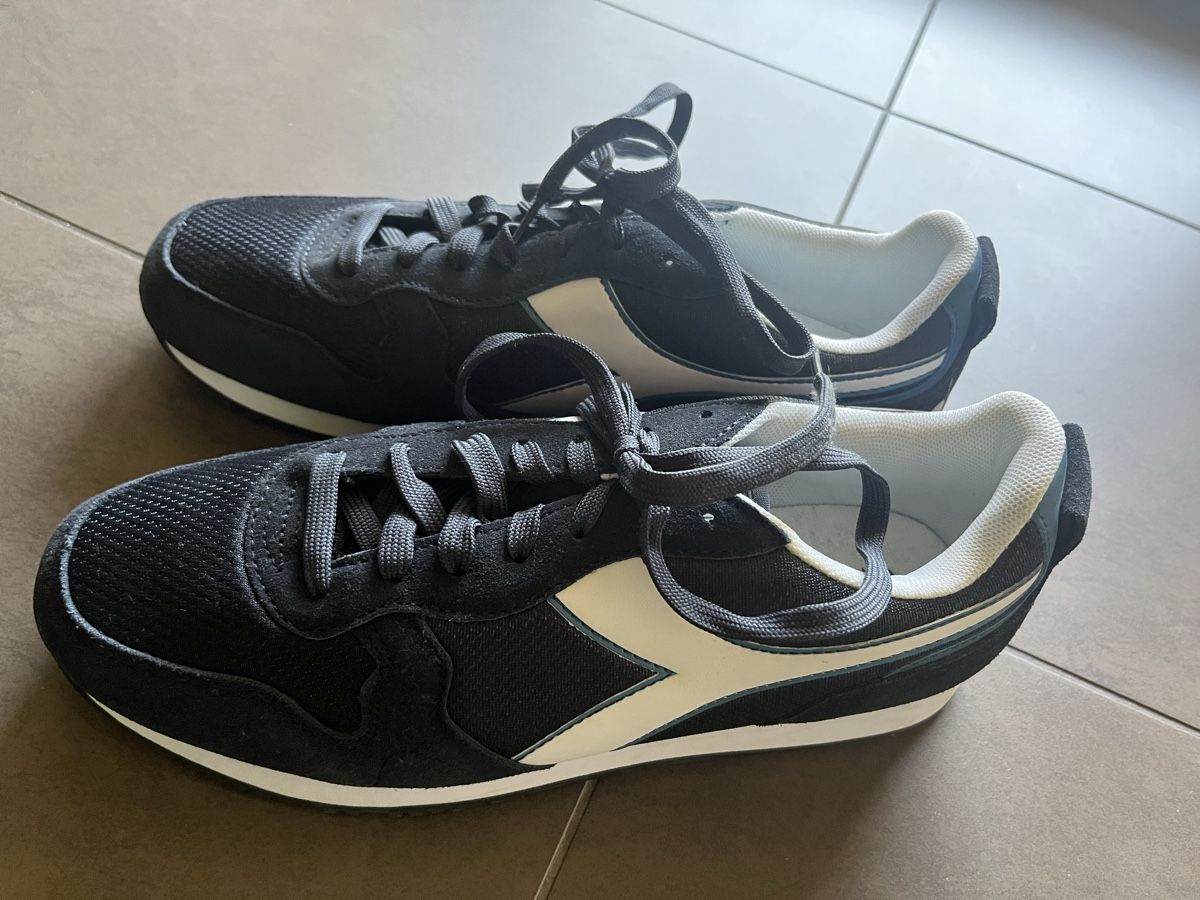 Diadora Herrenschuhe: Diadora NEU Sneaker Turnschuhe 42.5 – Neu und originalverpackt aus Zürich von Gabi_78