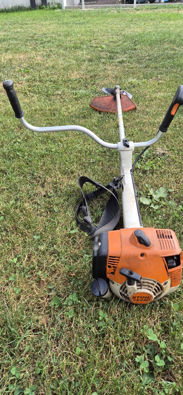 Stihl Tondeuses à gazon: STIHL FS450 – D'occasion à Grenchen par Asus_ 1