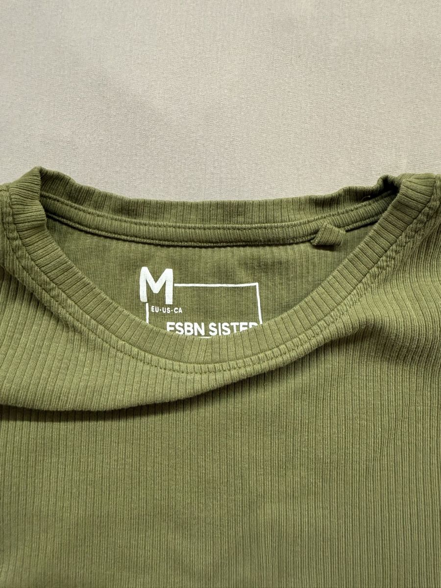 Tops: Crop top vert taille M – Gebraucht aus Granges VS von coraliegrd5 2