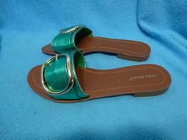 SLIPPER MIT GRÜNEM BAND SCHNALLE NEU GR 39 FLACH SOMMER