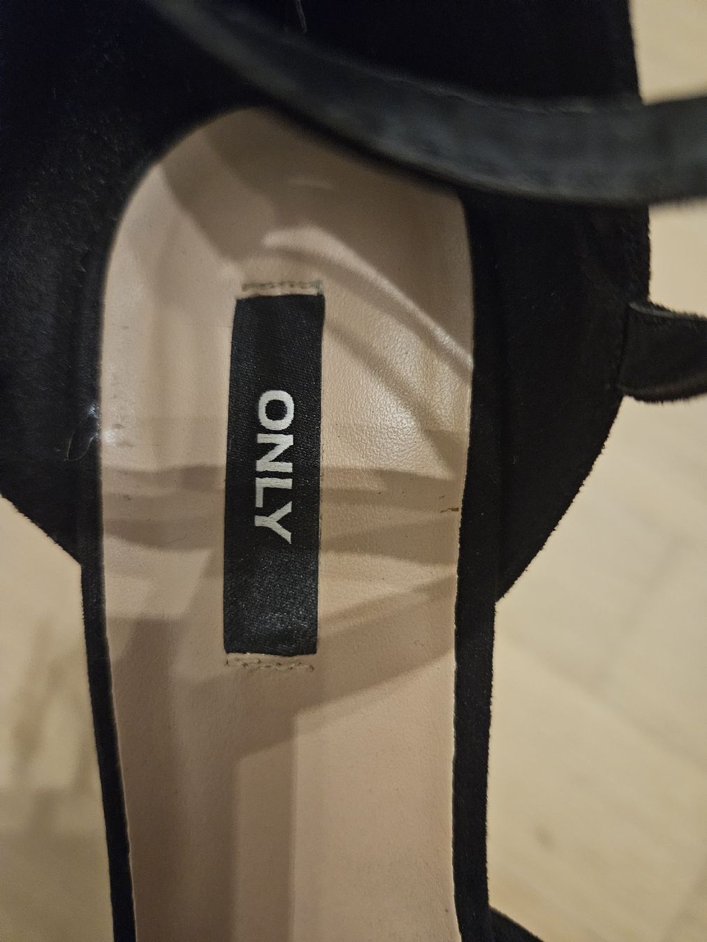 Only Damenschuhe: Schuhe mit Absatz. – Gebraucht aus Kriens von noe_5hkf 2