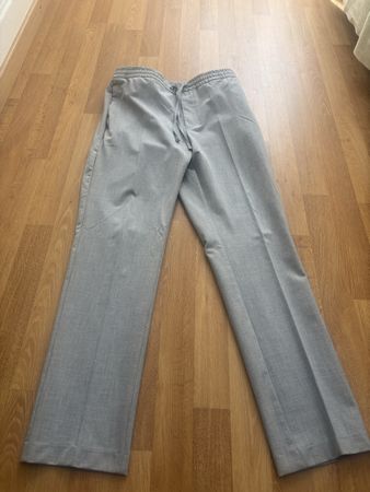 Pantalon chic gris clair léger