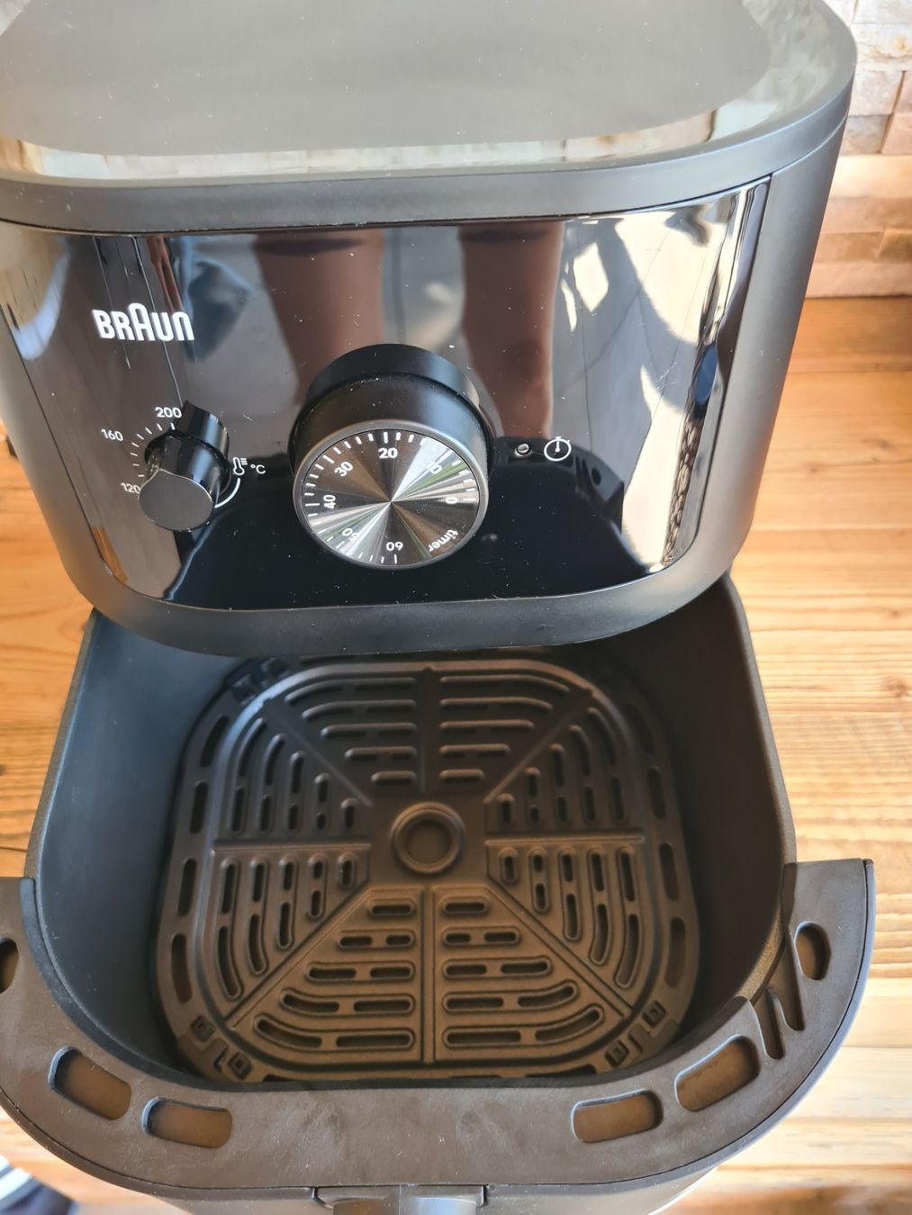 Braun Elettrodomestici da cucina: Neuwertige Heissluftfriteuse Braun MultiFry 3 HF3000 – Usato da Oberuzwil venduto da sab_58zf 3